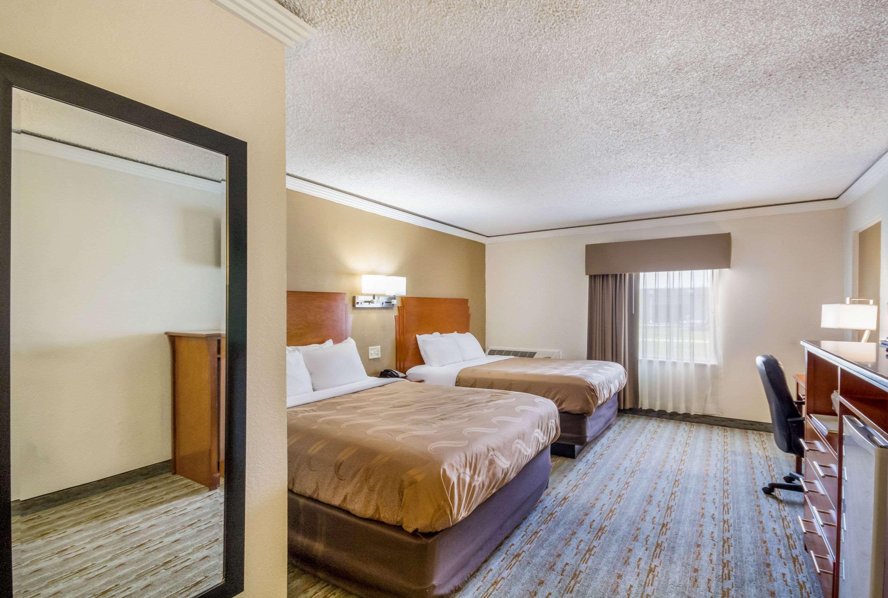 Quality Inn & Suites Kansas City - Independence I-70 East Luaran gambar