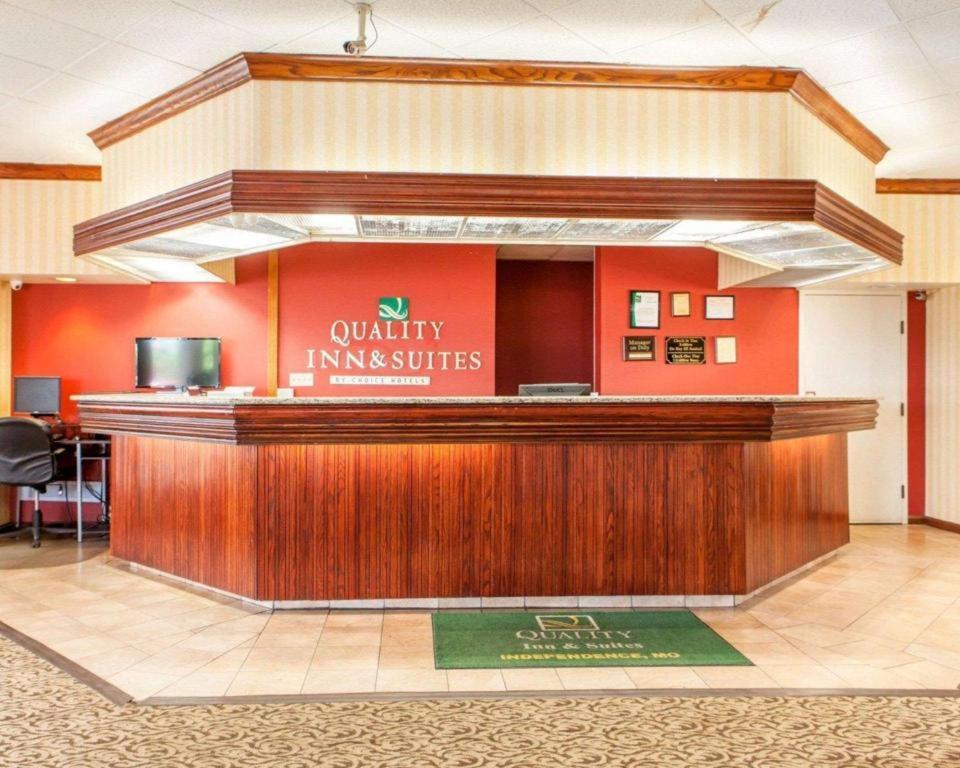 Quality Inn & Suites Kansas City - Independence I-70 East Luaran gambar