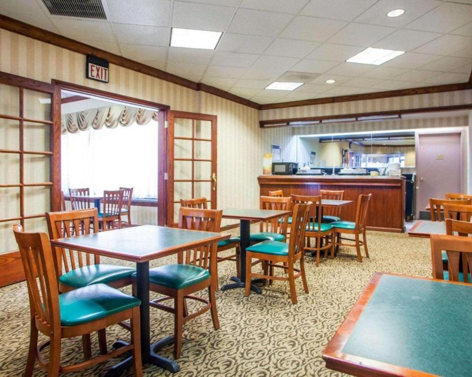 Quality Inn & Suites Kansas City - Independence I-70 East Luaran gambar