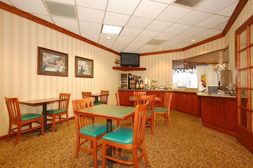 Quality Inn & Suites Kansas City - Independence I-70 East Luaran gambar